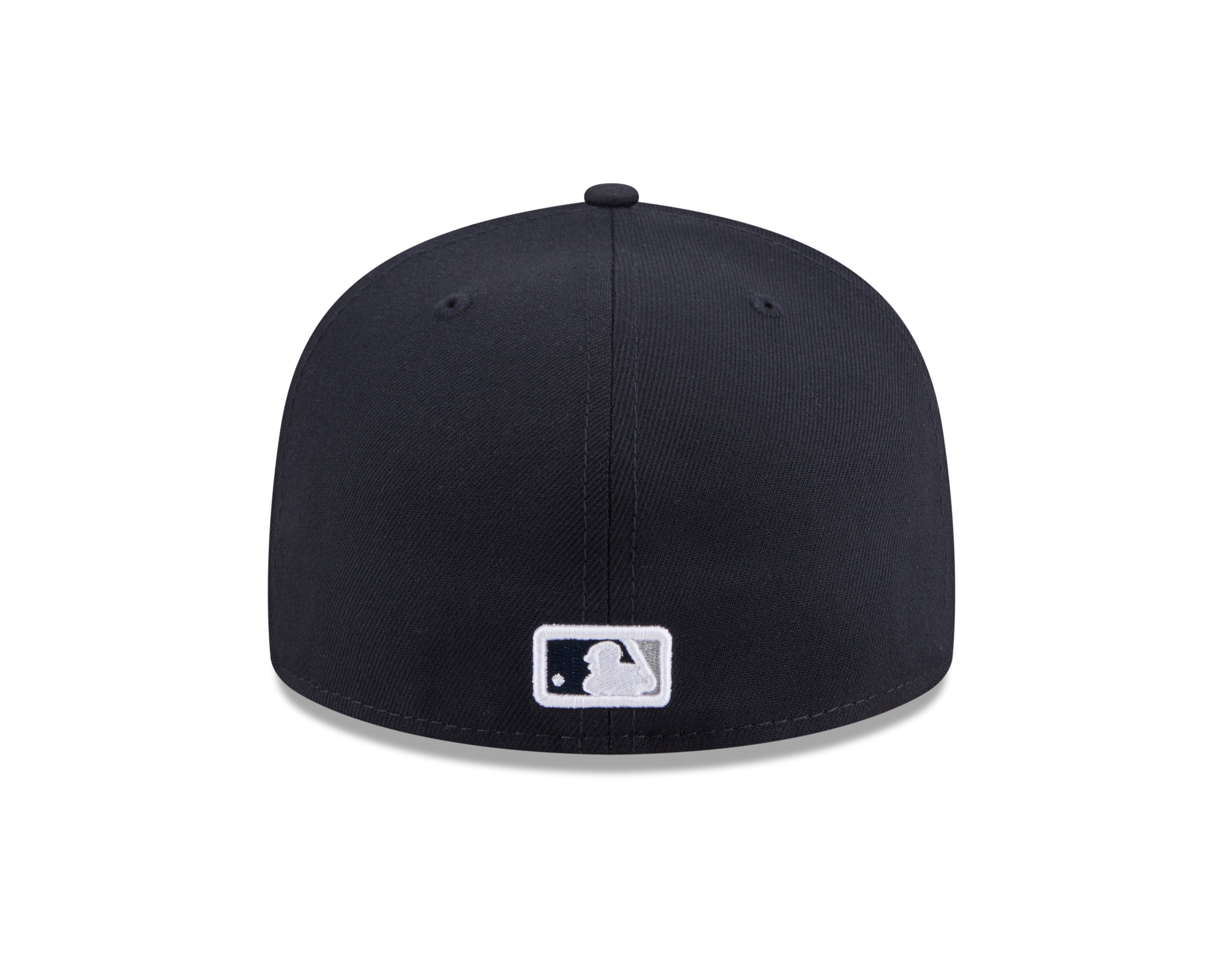 Navy New Era 59FIFTY baseballkasket med Jackie Robinson JRD og Yankees logo, komfortabel og stilfuld hovedbeklædning