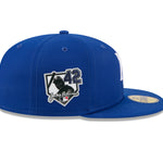 New Era 59FIFTY cap med Jackie Robinson JRD design i blå Kansas City Royals logo, synlig på højre side.