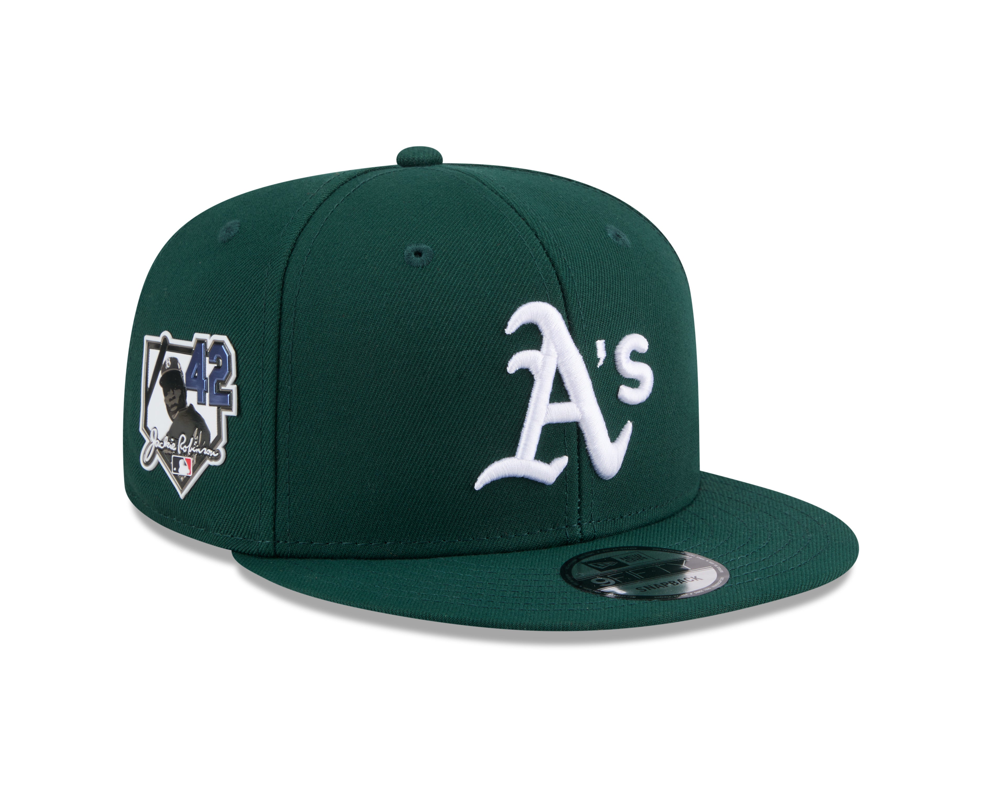 New Era 9FIFTY snapback cap med Oakland Athletics logo, sort og grøn, foran set fra side, afslappet sportstil