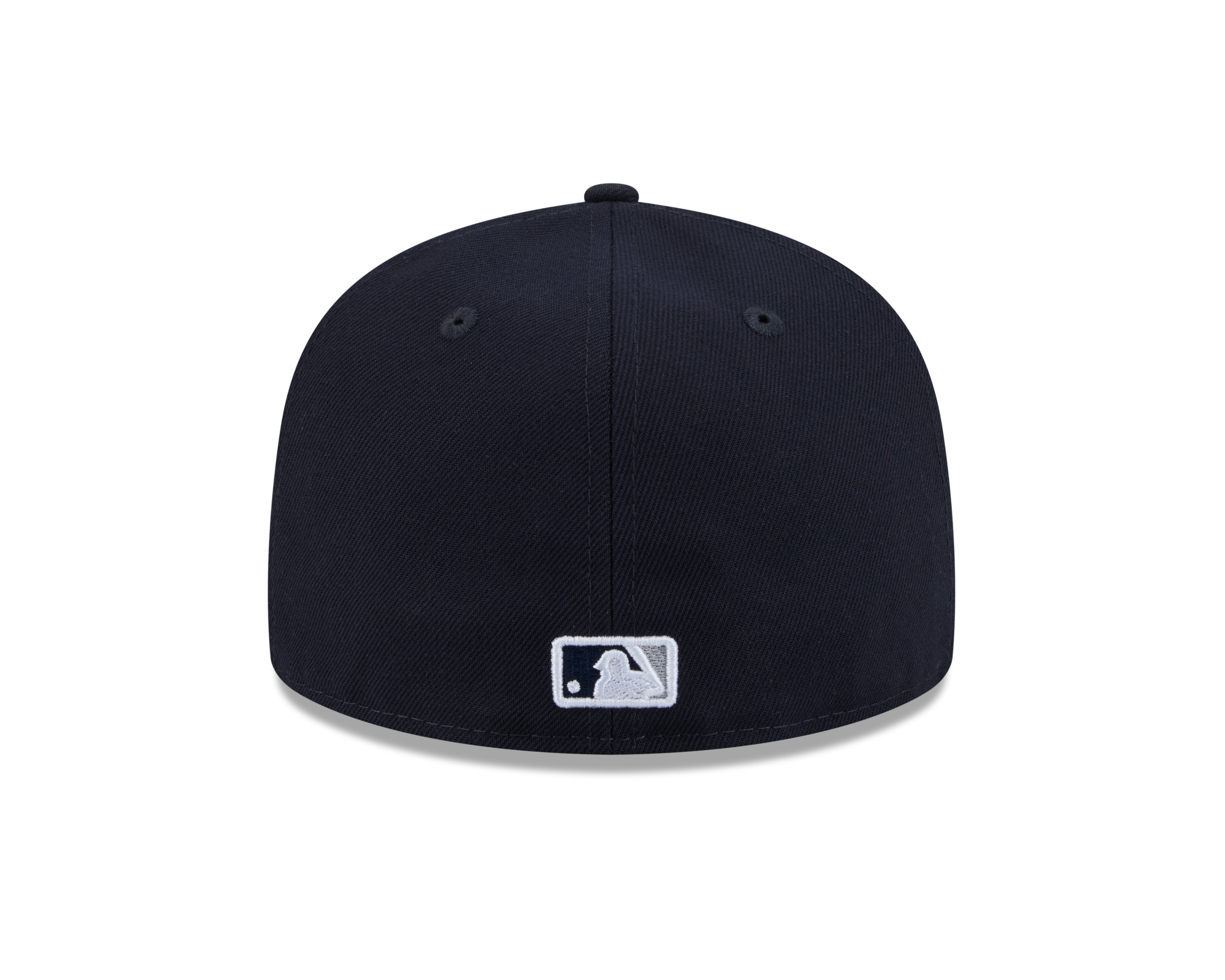 New Era 59FIFTY fitted cap med rhinestone badge og Yankees logo, sort med justerbar hæl.