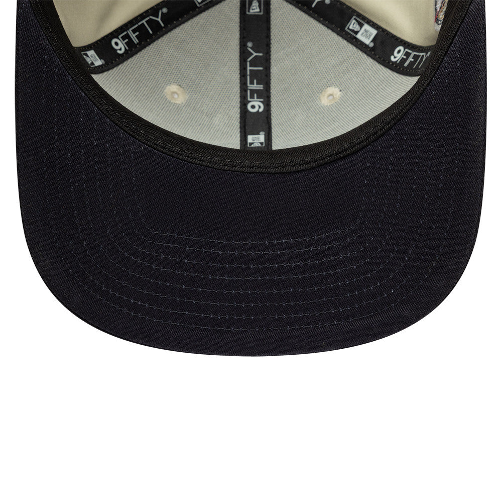 New Era 9FIFTY Original Fit Yankees cap i chrome og navy med Cooperstown WS patches, sporty og stilfuld hovedbeklædning