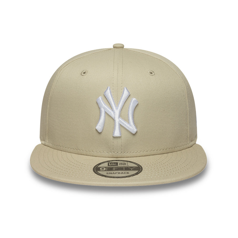 New Era 9FIFTY original fit New York Yankees cap i sten og hvid farve med visir og logo.