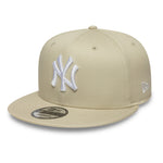 New Era 9FIFTY Original Fit New York Yankees kasket i sten og hvid farve, justerbar snapback cap