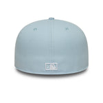 New Era 59FIFTY fitted Yankees cap i pastellblå med holdlogo, afslappet sportstil og høj kvalitet.