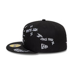 Sort New Era 59FIFTY fitted cap med Chicago White Sox og scribble-design, sporty og moderne hovedbeklædning.