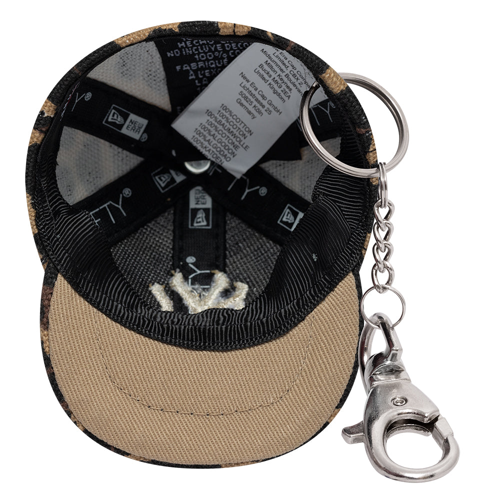 New Era New York Yankees Leo Mini Cap nøglering i sort unerquicklich