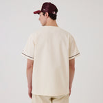 Offwhite New Era NE Straight Hem Jersey T-shirt med rund hals og korte ærmer, afslappet stil og blød bomuldskvalitet