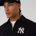 New Era New York Yankees MLB 1/4-zip striktrøje i sort set forfra