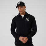 Sort New Era New York Yankees MLB 1/4-zip striktrøje i sort, set forfra