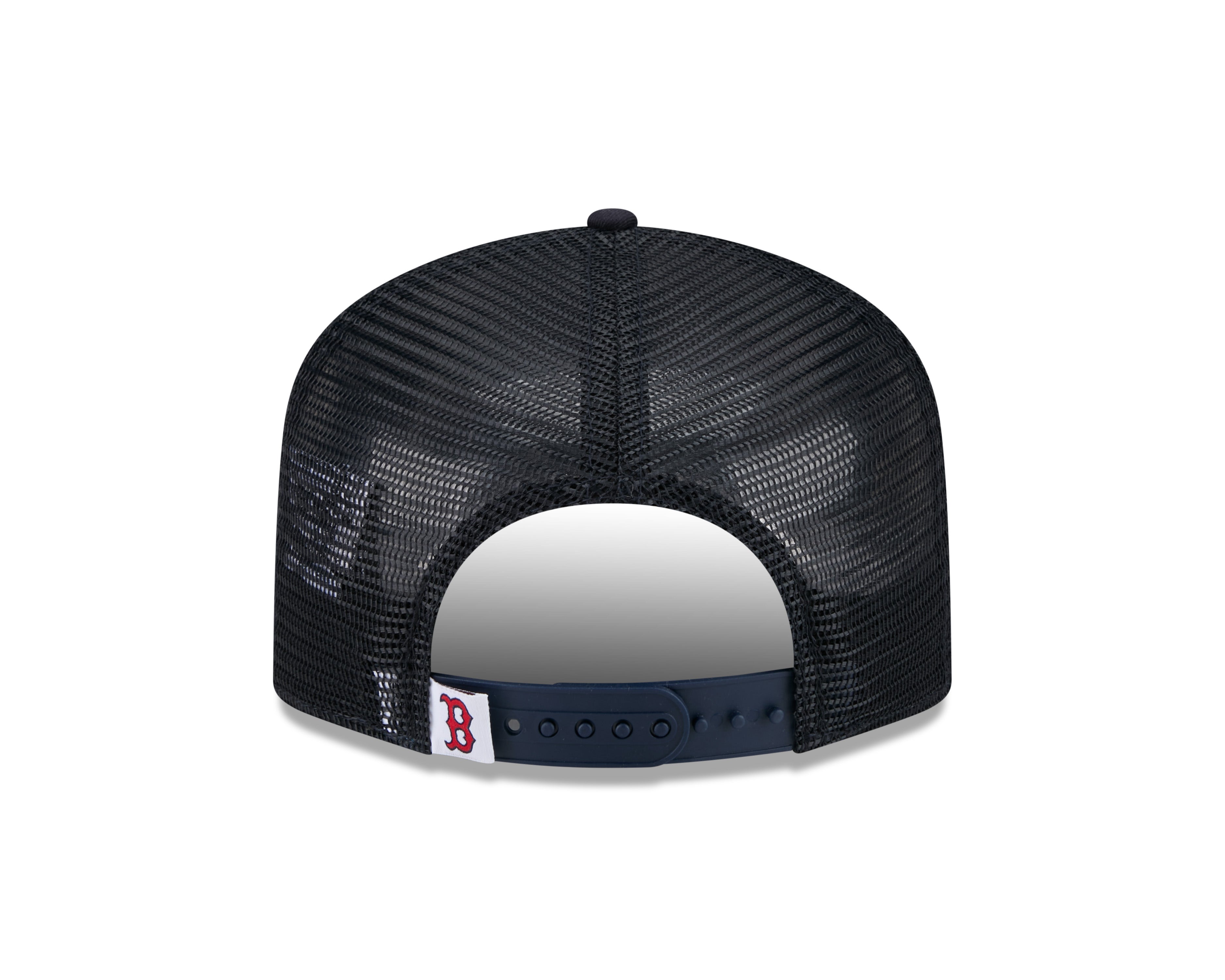 New Era 19TWENTY Trucker Cap med Boston Red Sox logo og mesh bag, afslappet sportstil for baseball fans.