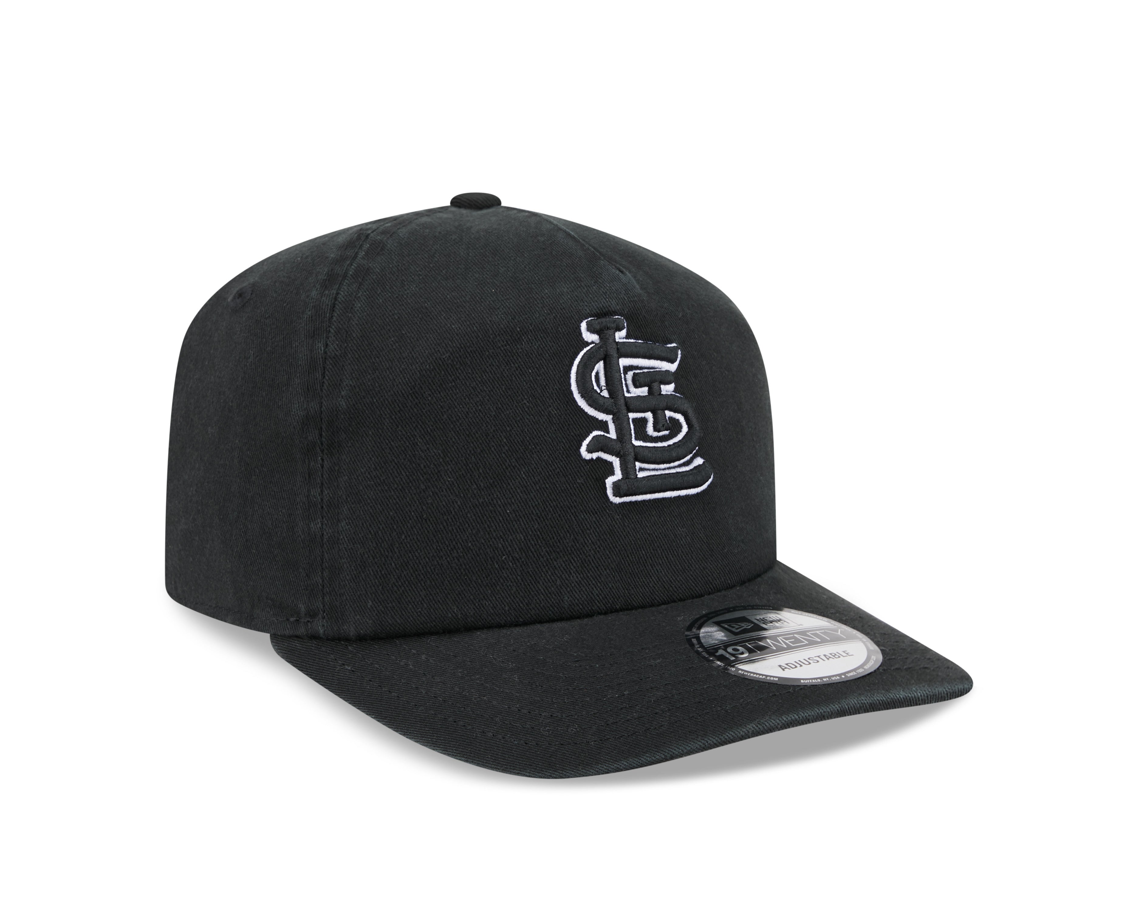 Sort New Era 19TWENTY St. Louis Cardinals cap med 3/4-åbning og logo, lavet af bomuld.