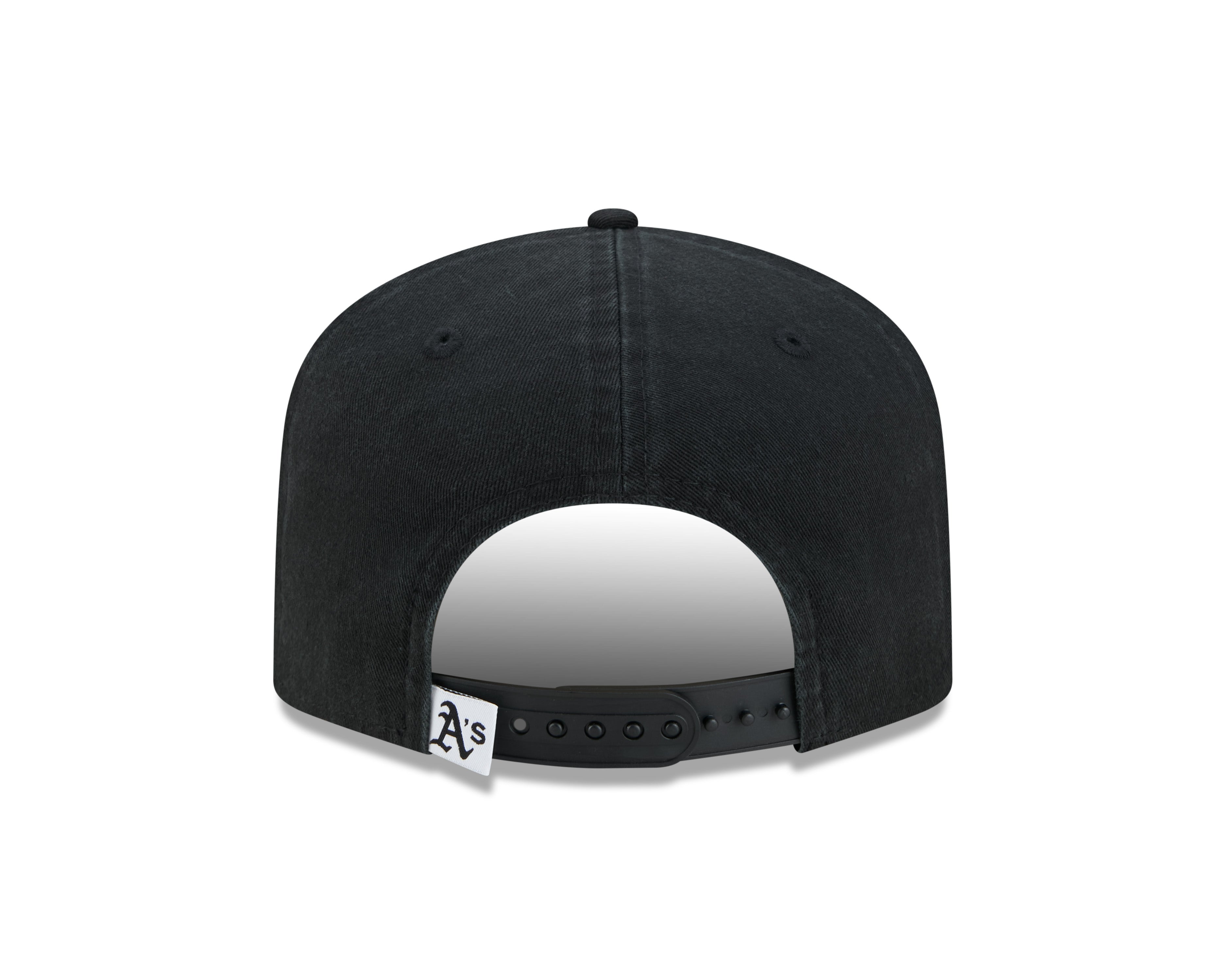 Sort New Era 19TWENTY Oakland Athletics kasket med logo og flat visir, stilfuldt sportstil til fans.