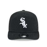 New Era 19TWENTY Chicago White Sox sort cap med hvidt logo og justerbart strop, sporty baseball cap i sort og hvid.