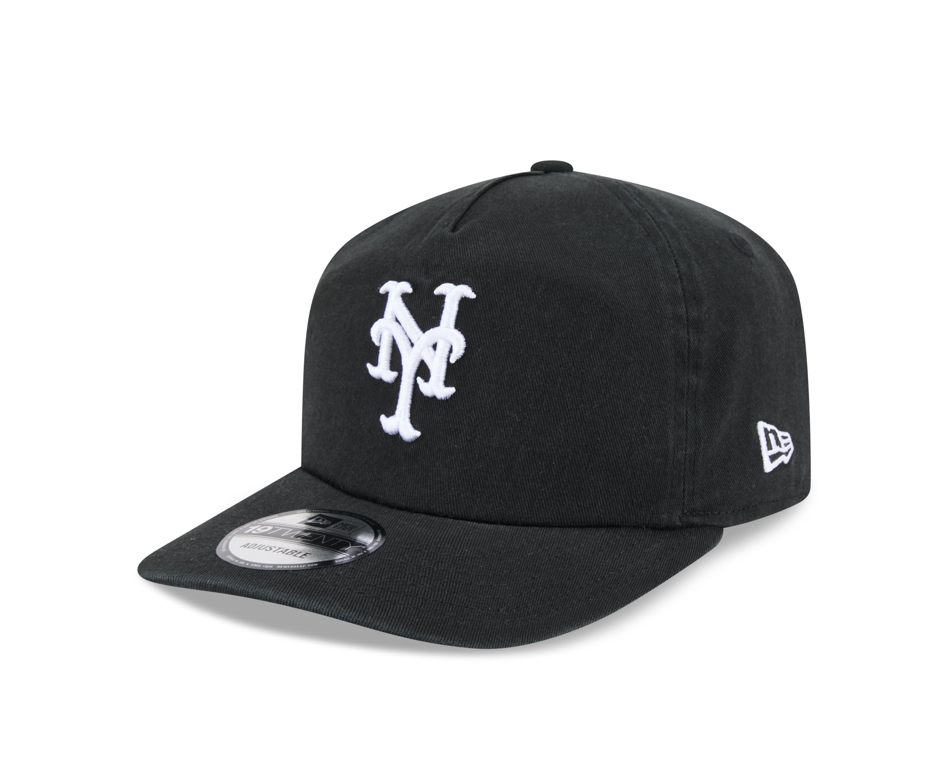 Sort New Era 19TWENTY kap med New York Mets logo, stilfuld baseballkasket med justerbart bånd og mærke.