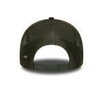 New Era Tonal Camo E-Frame Trucker Cap i olivenfarve med PSG-logo, netbag og justerbart strop.
