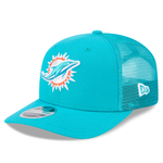 Dækkesyn af New Era 9SEVENTY stretch mesh snapback cap med Miami Dolphins logo i blå og sølv farver