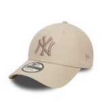 New Era - New York Yankees League Essential 9Forty - Stone/Light Brown - Headz Up 