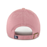 Mauve tonet '47 New York Yankees MLB Cap med justerbart bånd og logo, afslappet og sporty hovedbeklædning