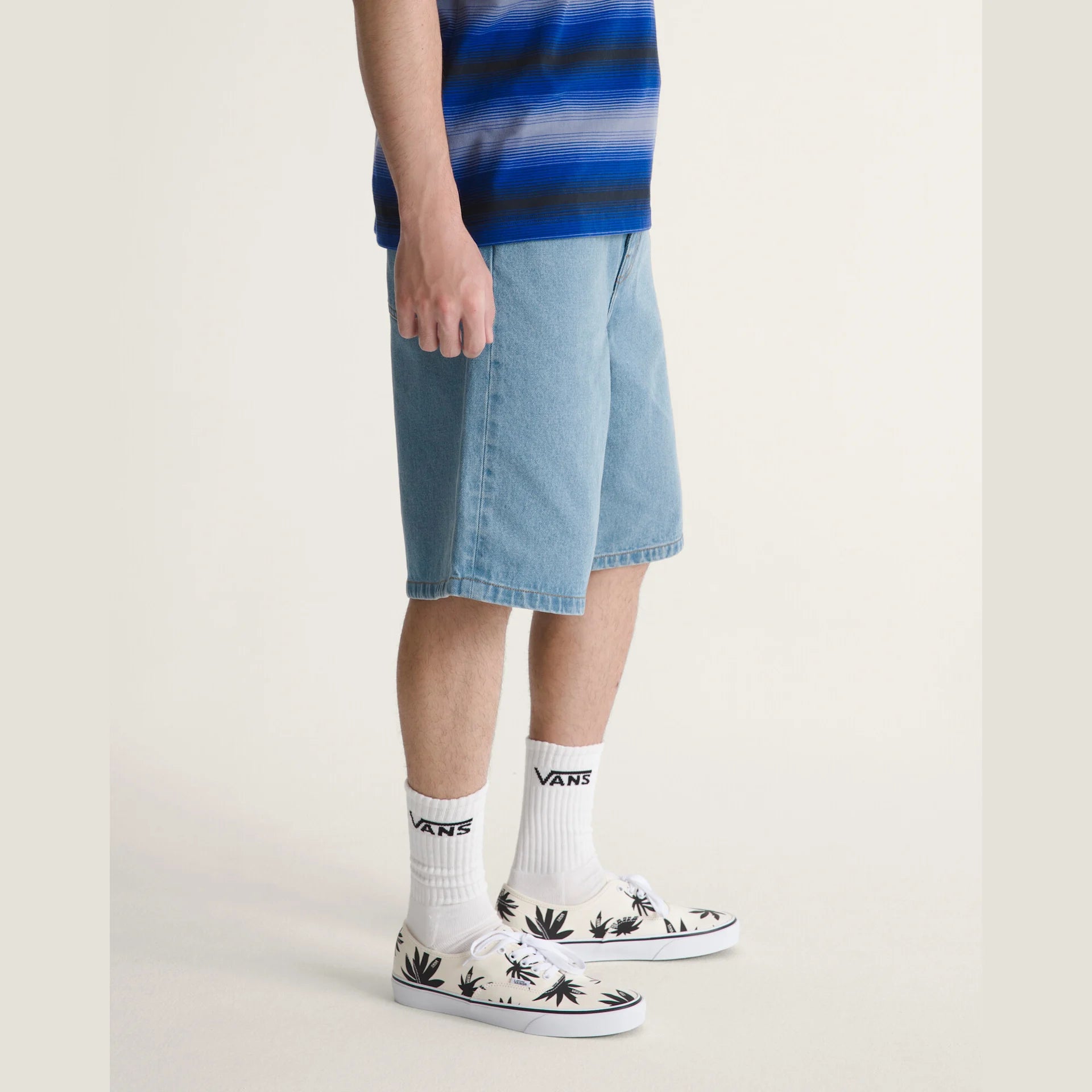 VANS check-5 baggy denim shorts i stenvasket blå, casual bukser med løs pasform og klassisk denimstil.