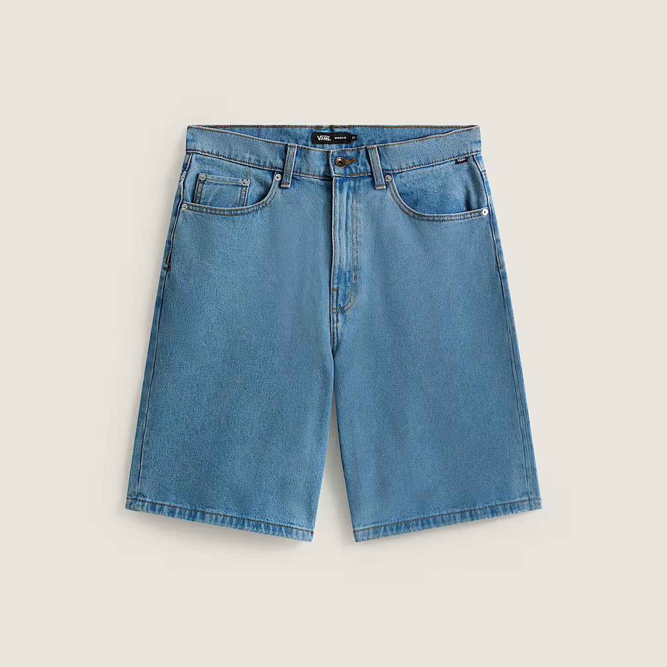 VANS checket denimshorts i blå stone wash med løs pasform og lommer, perfekt til afslappet stil.