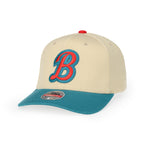 Mitchell & Ness - First Letter Classic Red Snapback - Chicago Bulls - Sand - Headz Up 