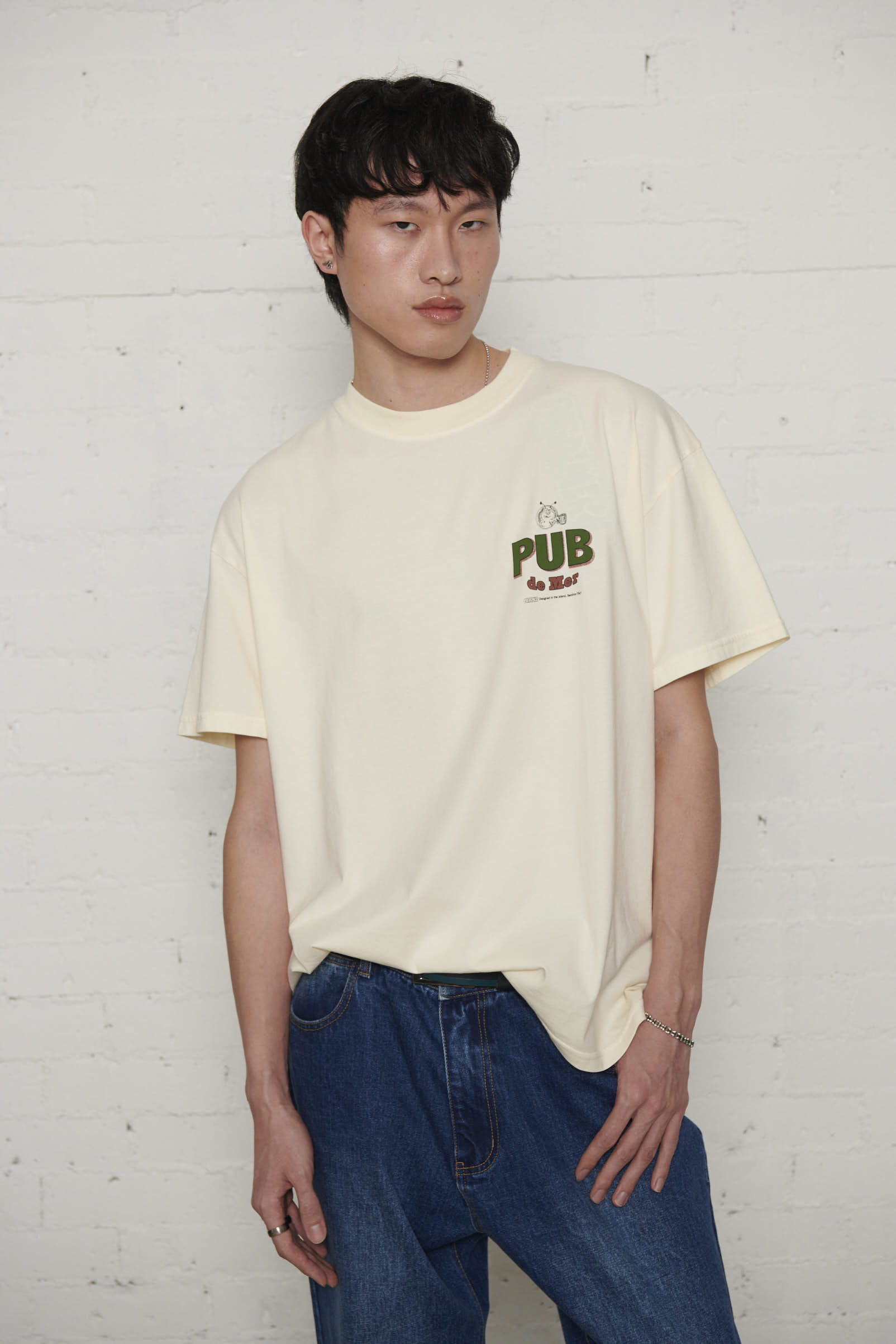 PAS DE MER - Pub T-shirt - Cream - Headz Up 