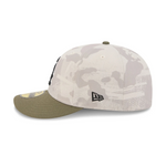 New Era - 59FIFTY Fitted Cap - Chicago White Sox - Armed Forces (2025) - Stone/Olive - Headz Up 