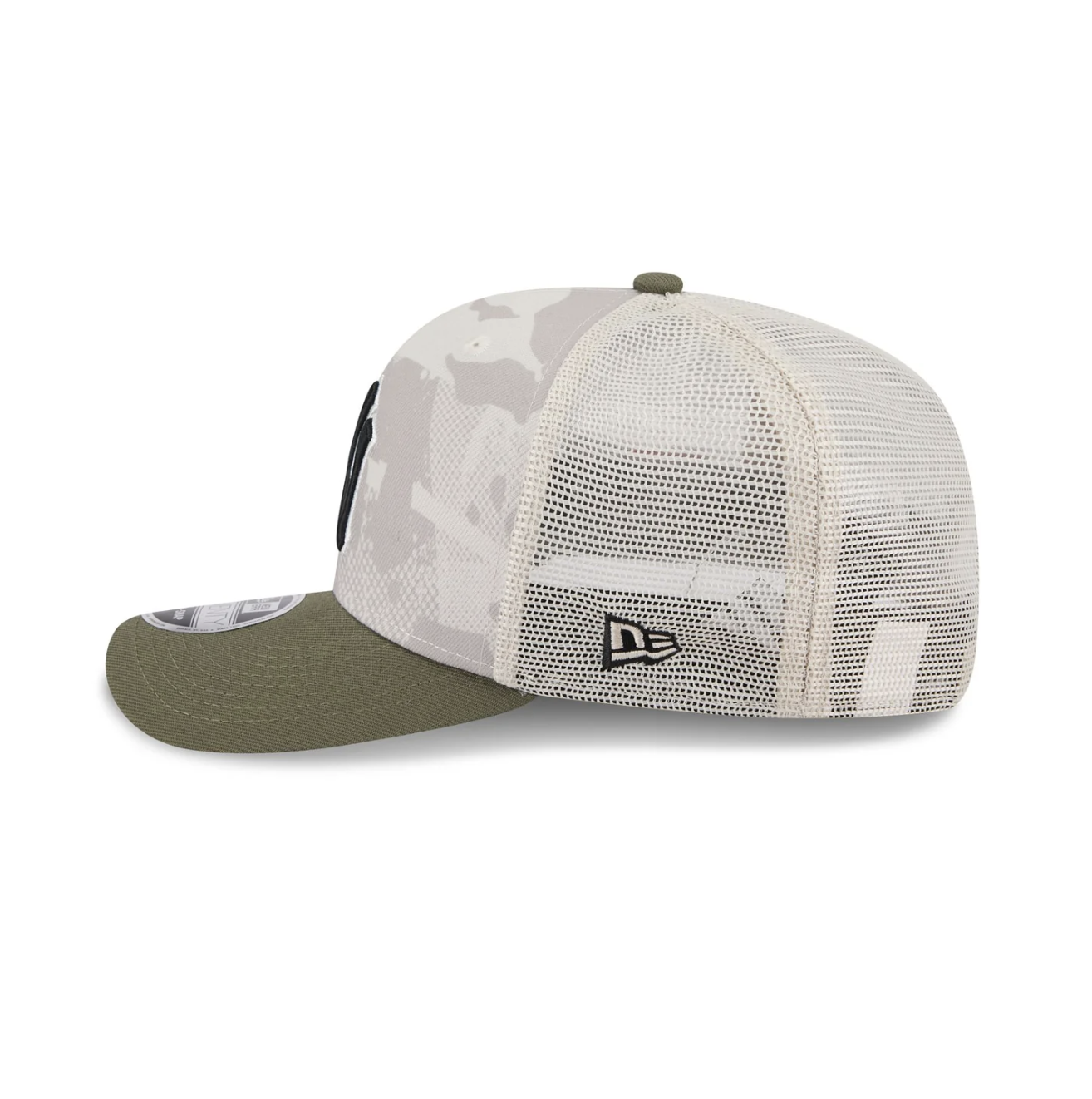 New Era - 9SEVENTY Stretch Fit - New York Yankees - Armed Forces (2025) - Stone/Olive - Headz Up 