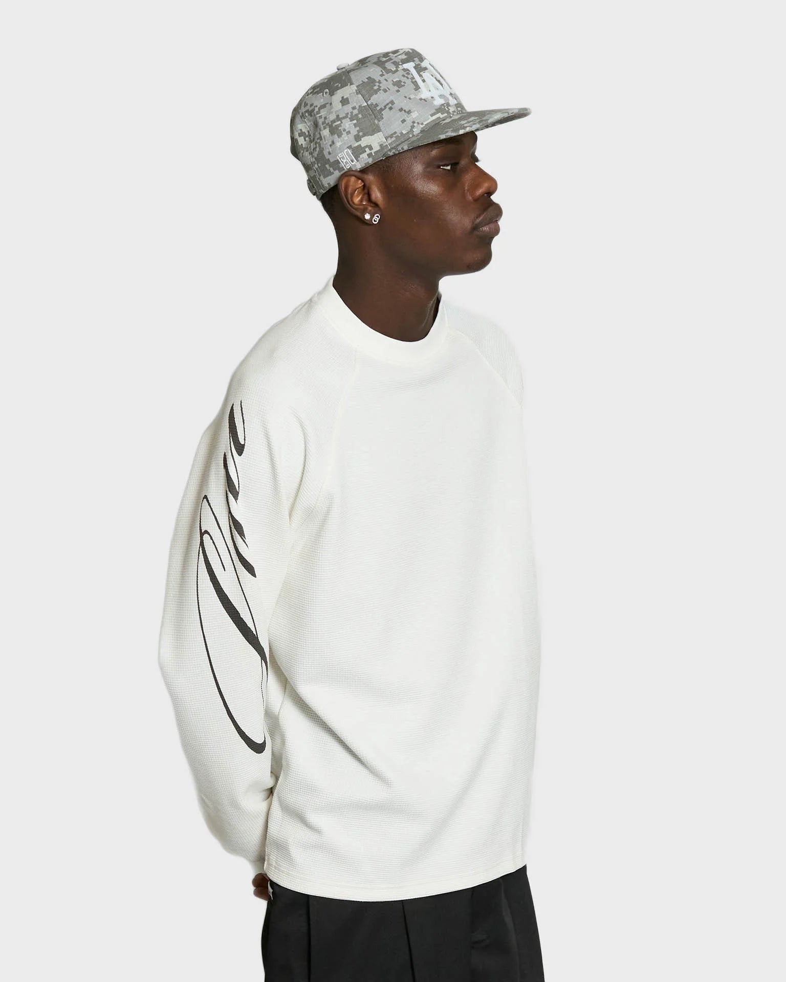 Hvid Lau Lau T-shirt med loop waffle-design, afslappet pasform, blødt bomuldsmateriale, perfekt til hverdagsbrug.