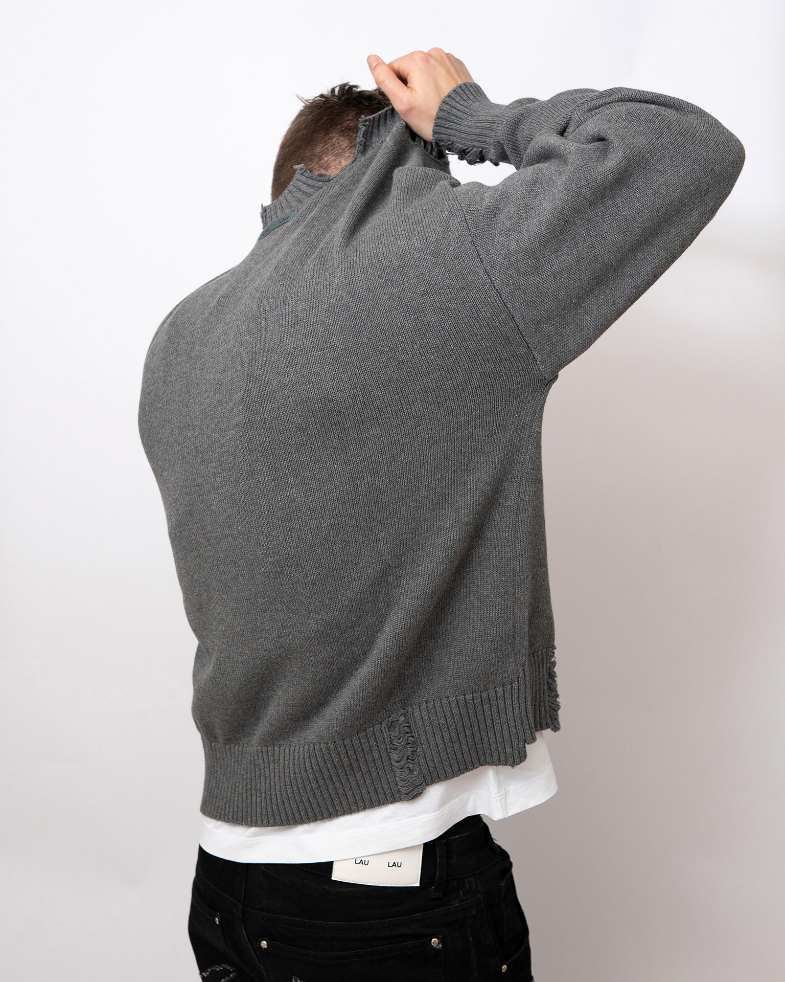 LAU LAU- Distressed Sweater - Grey - Headz Up 