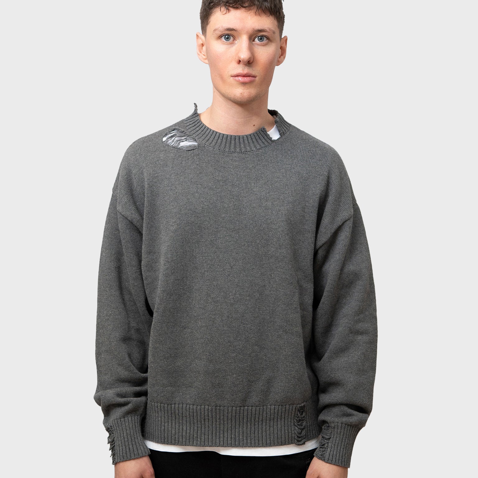 LAU LAU- Distressed Sweater - Grey - Headz Up 