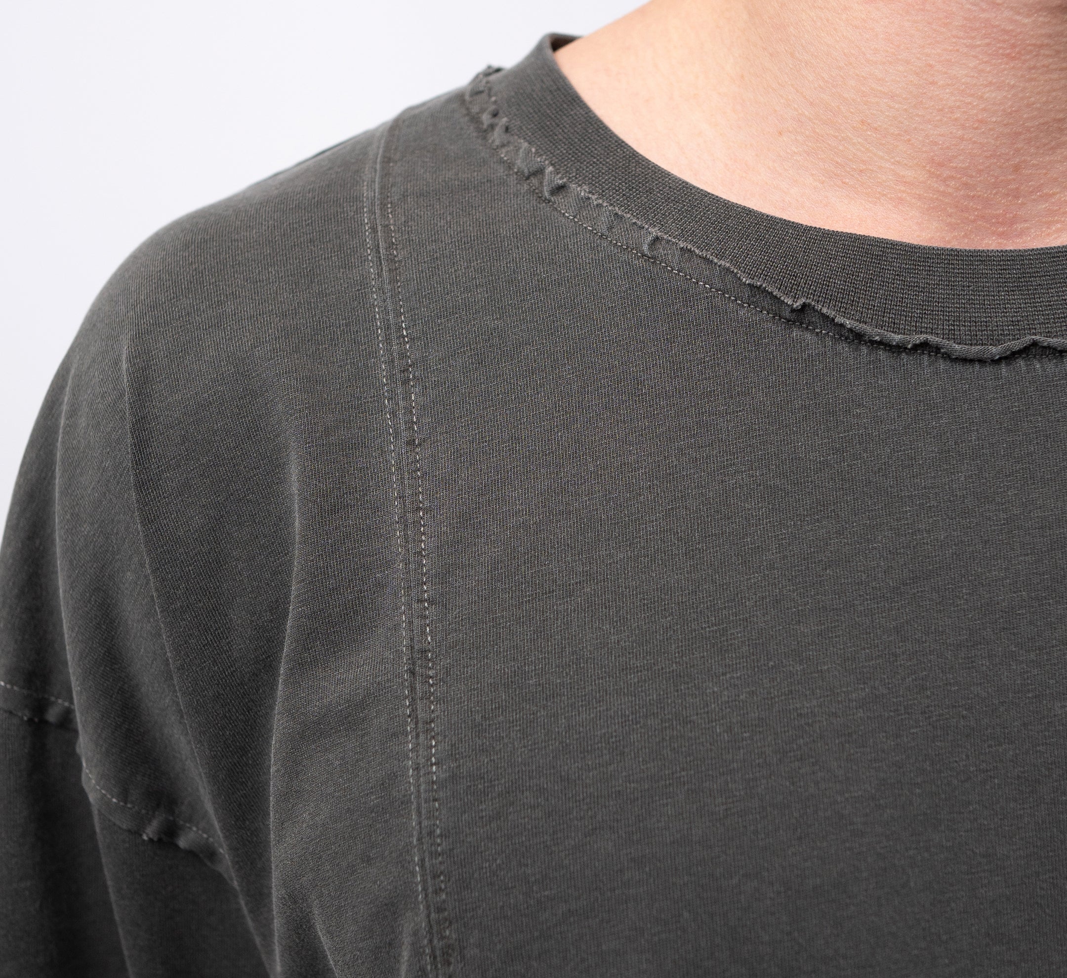 LAU LAU - Logo Tee - Grey - Headz Up 