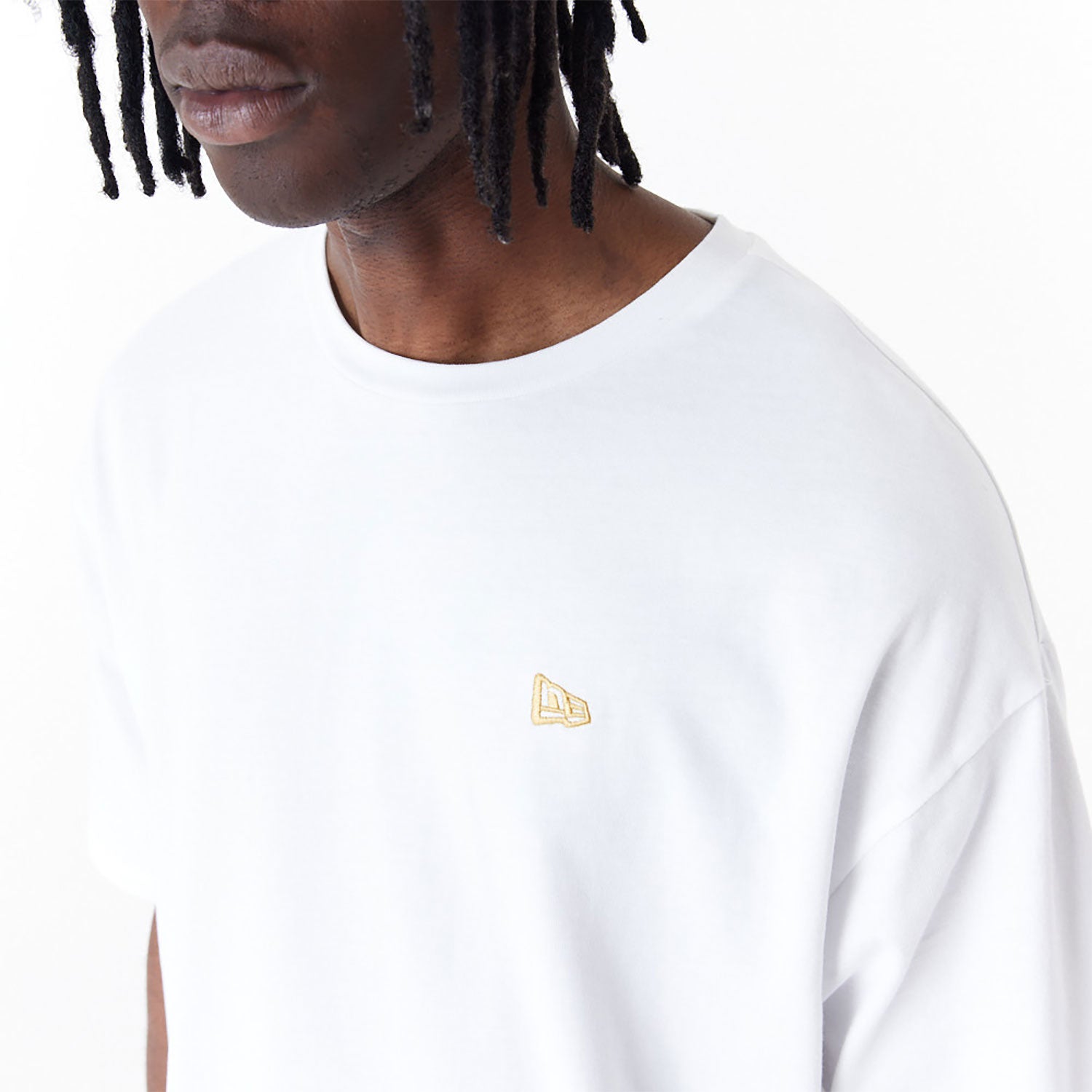 New Era - NE Sticker Tee Oversize - White - Headz Up 
