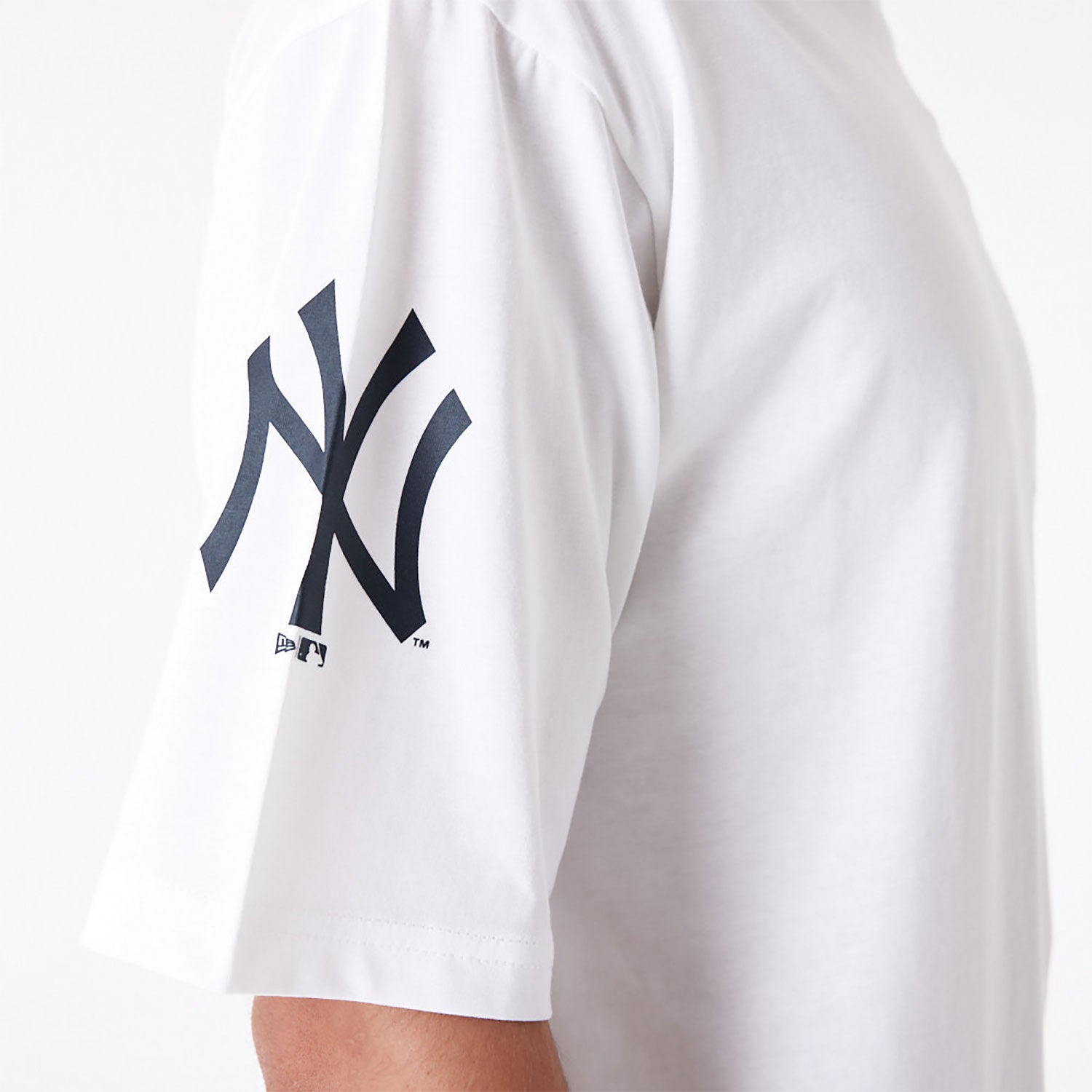 New Era - Baseball Graphic OS T-Shirt - New York Yankees - White/Navy - Headz Up 