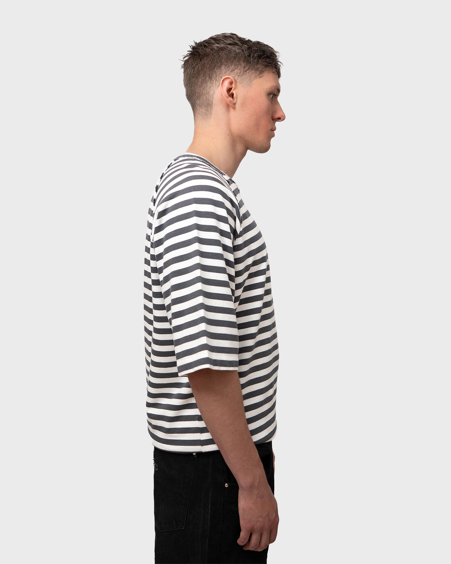 LAU LAU - Striped Tee - Black/White - Headz Up 