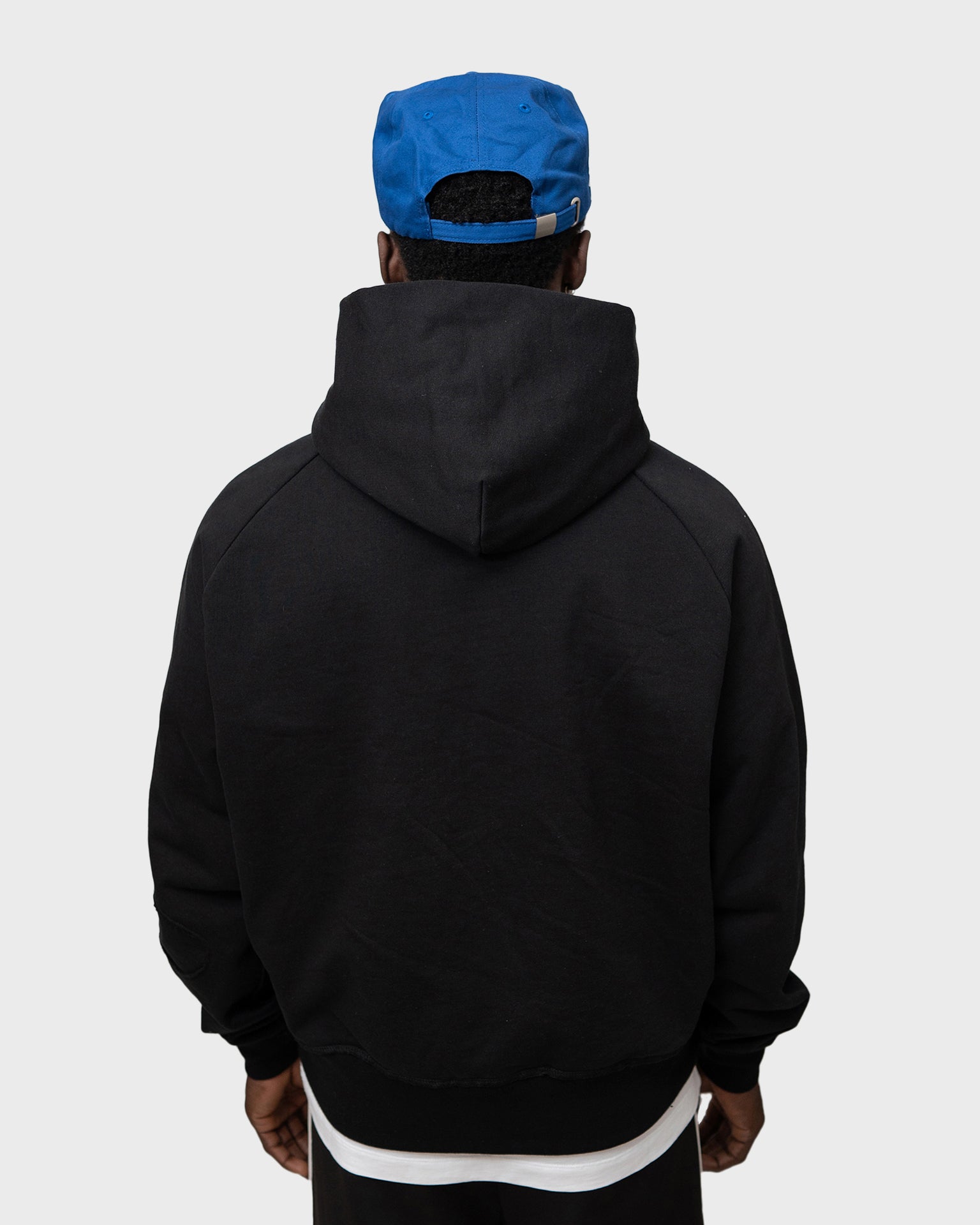 LAU LAU - Logo Hoodie - Black - Headz Up 