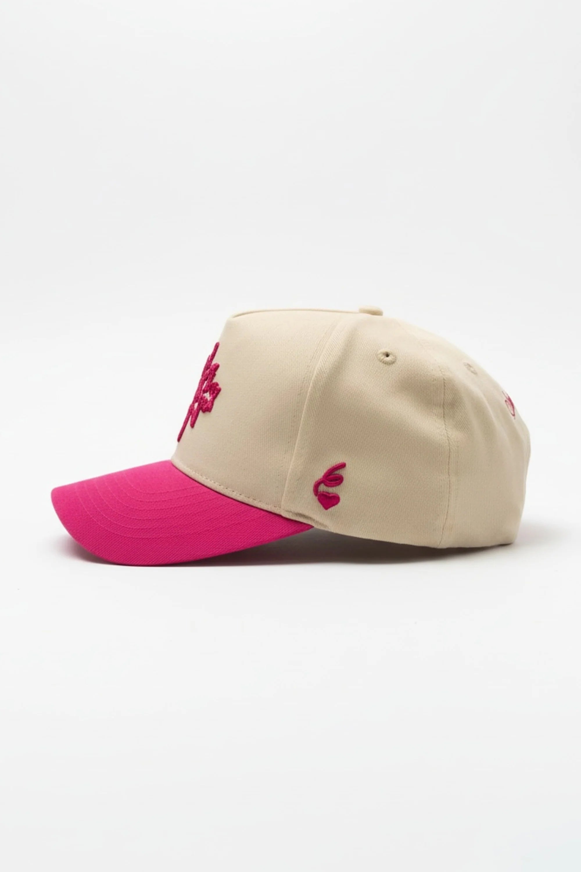 Beige Sixth June Persian Dream Hat cap med blødt stof og justerbar rem, stilfuldt til casual brug.