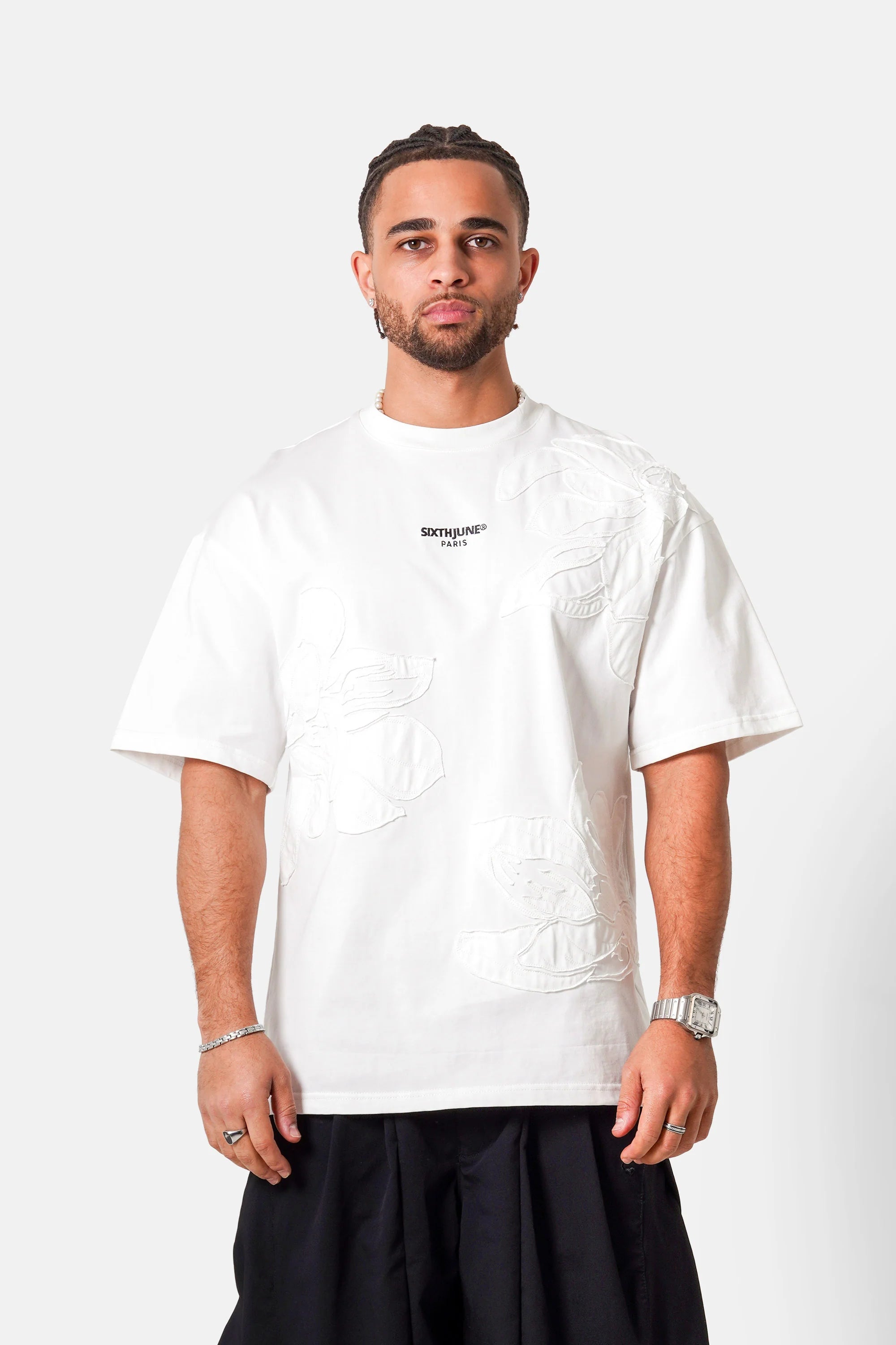SIXTH JUNE - Flower Embroidery S/S T-Shirt - Offwhite - Headz Up 