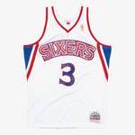 Hvid Mitchell & Ness swingman basketballtrøje med Allen Iverson 1996 print, sportstøj til fans og samlere