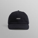 Navy Spencer sport cap fra Wax London med bomuld, afslappet stil og sportsinspireret design, synlig i billedet