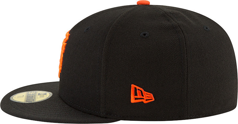 Sort New Era San Francisco Giants 59FIFTY fitted baseballcap med påsyet logo og flat top.