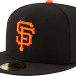 Sort New Era San Francisco Giants 59FIFTY fitted cap med påsyet logo og sportstil, on-field design.
