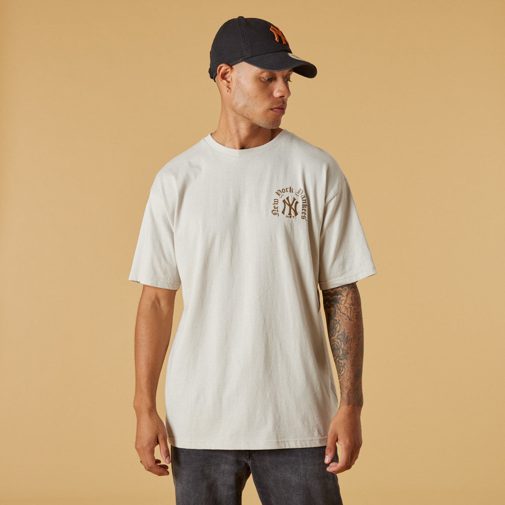 New Era - Seasonal O E Font T-Shirt - New York Yankees - Stone - Headz Up 