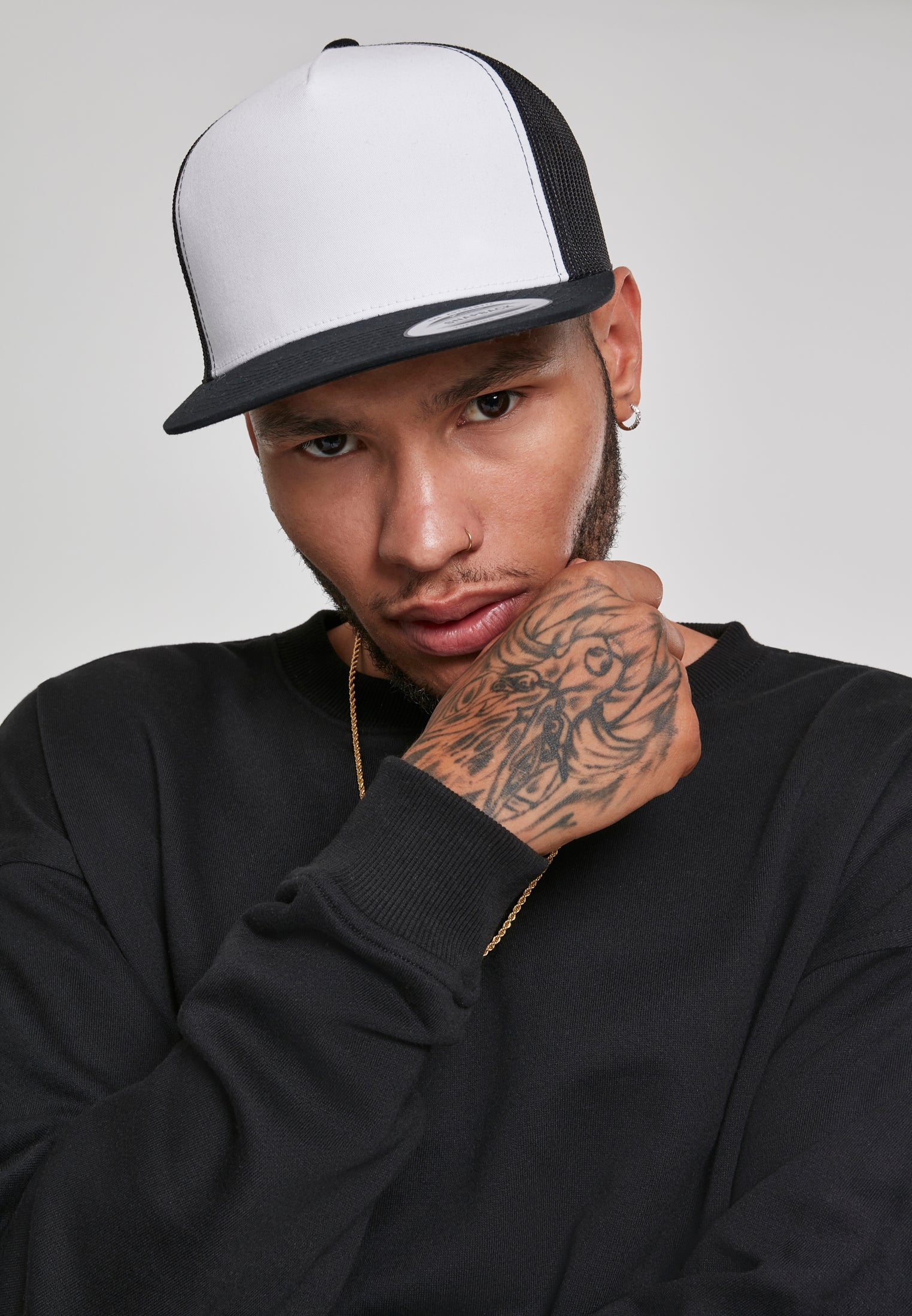 Classic Trucker - Black/White - Headz Up 