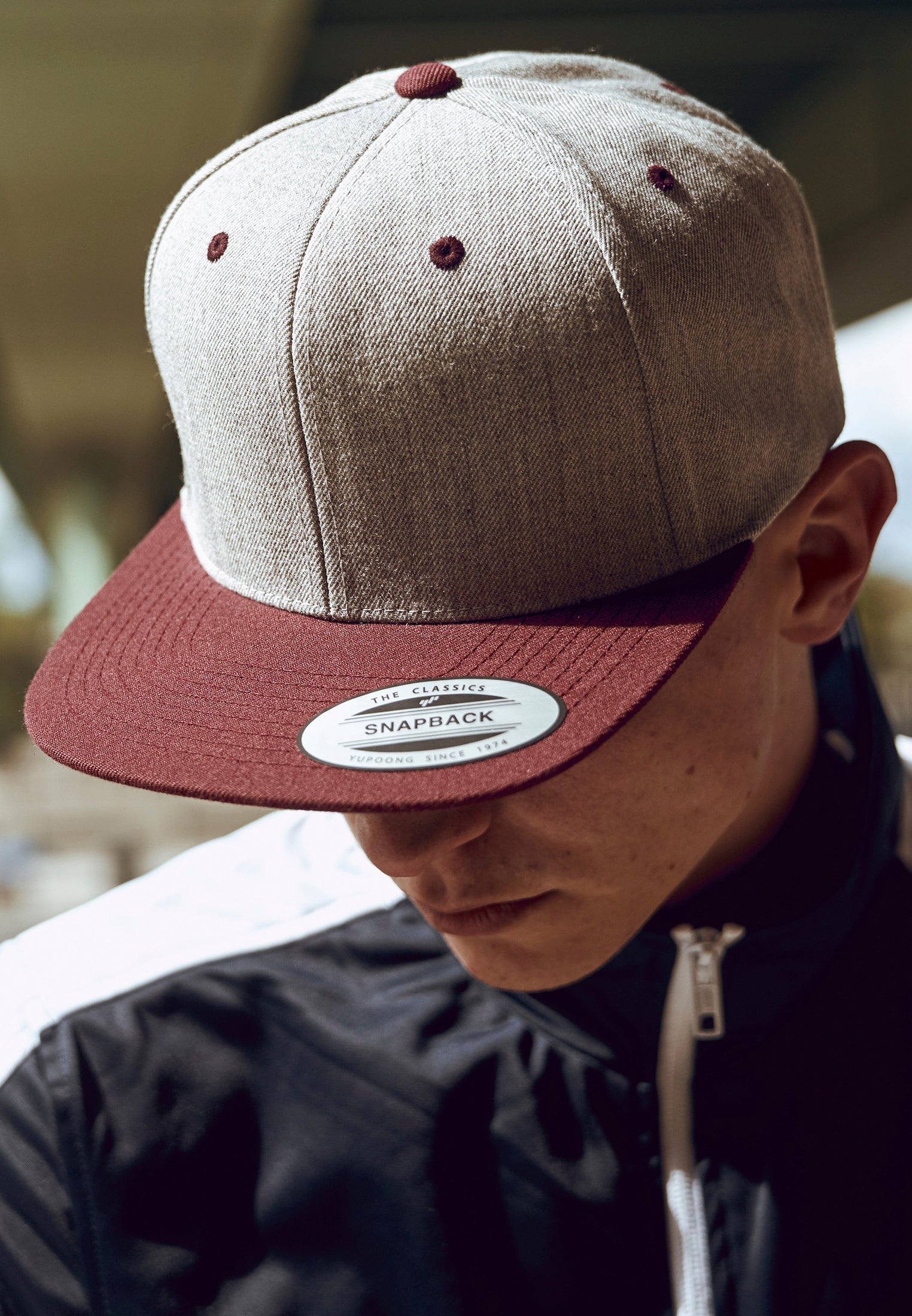 Classic Snapback 2-Tone - Heather Grey/Maroon - Headz Up 