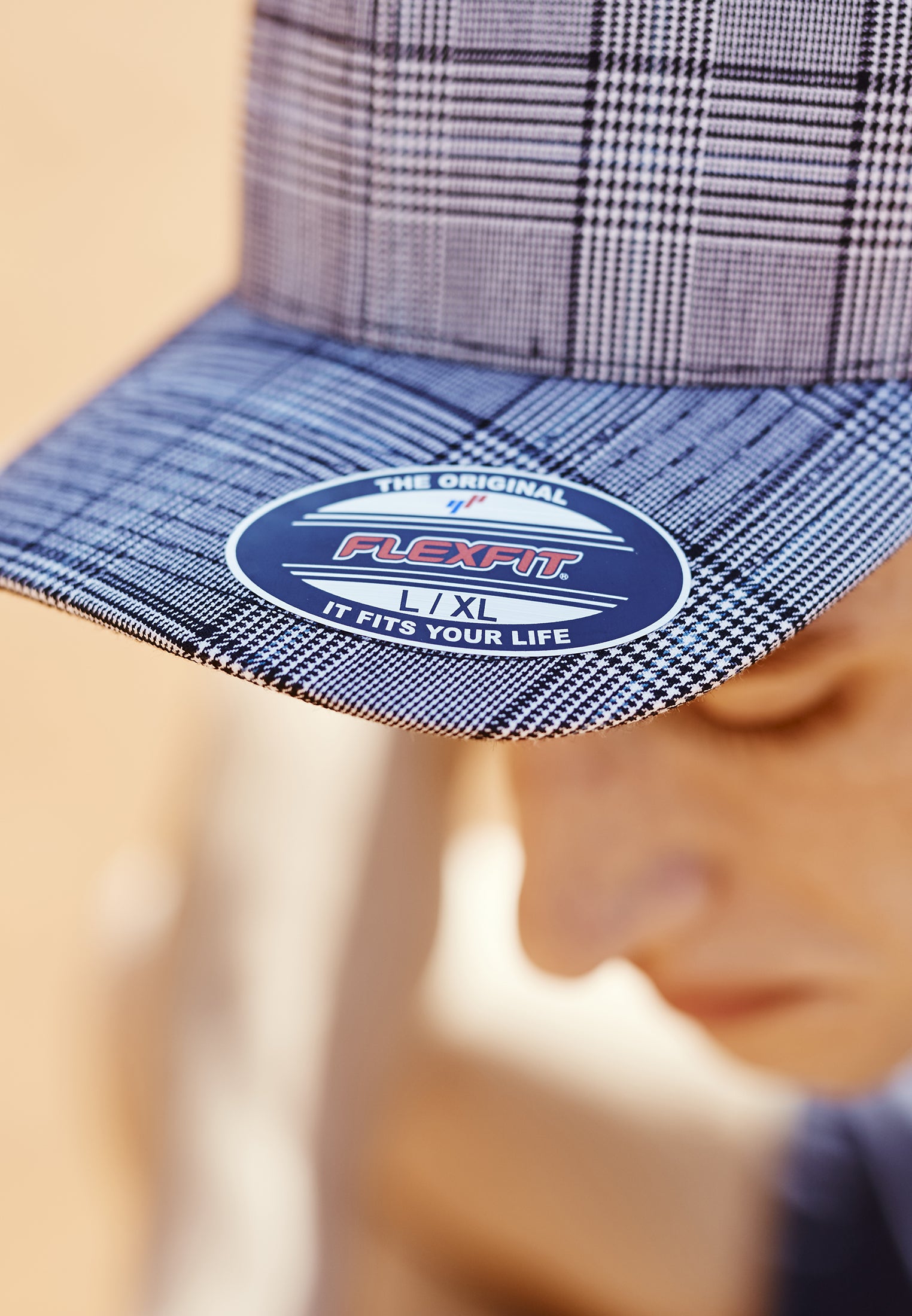 Flexfit Glen Check - Black/White - Headz Up 