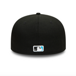 Sort New Era Miami Marlins on-field 59Fifty fitted cap med teamlogo og struktureret skitse.