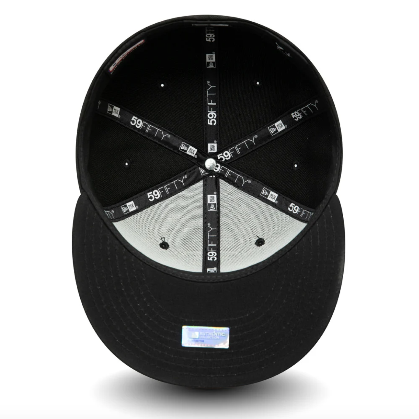 Sort New Era Miami Marlins 59Fifty fittet on-field cap med logo og detaljer, perfekt til fans og samlere.